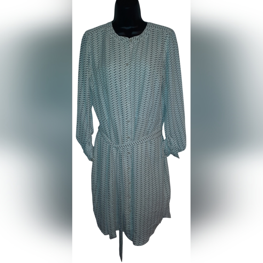 White And Black Patterned Button-Front Women's Dress
